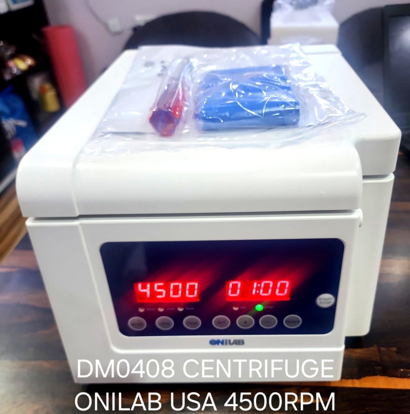DM0408 Centrifuge Onilab USA 4500 RPM Supplier in Pakistan