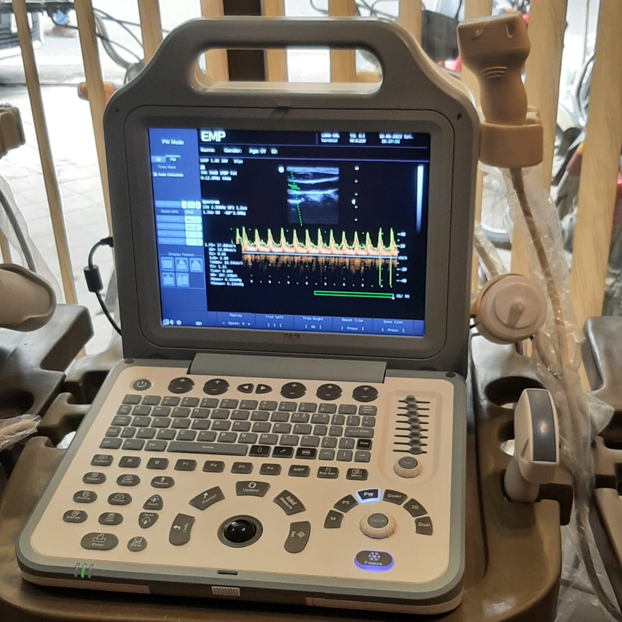 Veterinary Emperor N2 - Portable Veterinary Ultrasound Scanner Machine - Portable Veterinary Ultrasound Machine Emperor N2 Veterinary,  Digital Veterinary Ultrasonic Diagnostic Apparatus in Pakistan